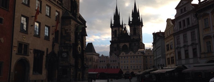 Old Town Square is one of Praha.
