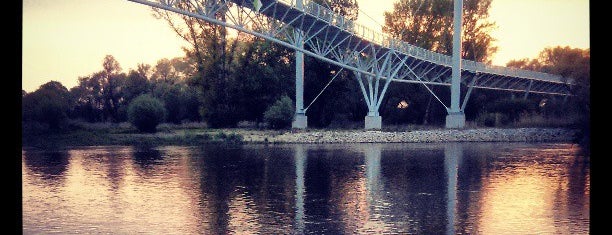 Cyklomost slobody | Fahrradbrücke der Freiheit is one of Bratislava.