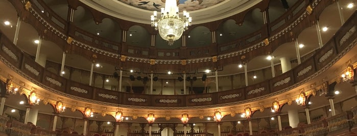 Teatro Adolfo Mejía is one of Cartagena de Indias.