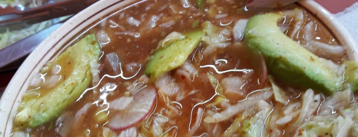 Al Pozole is one of NarvÁlamos-Viaducto.