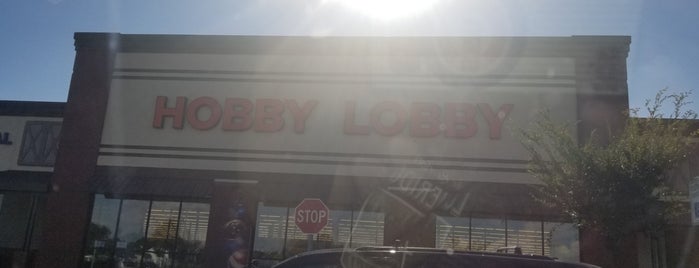 Hobby Lobby is one of Lugares favoritos de Rhea.