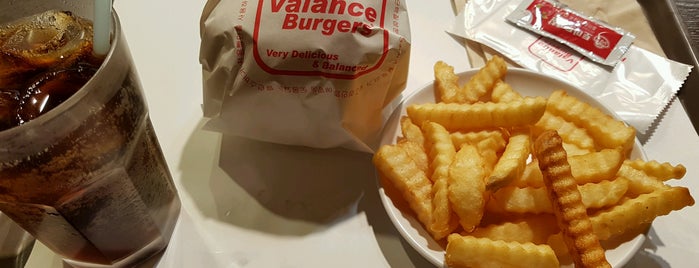 Valance Burger is one of 09-15 왕십리.
