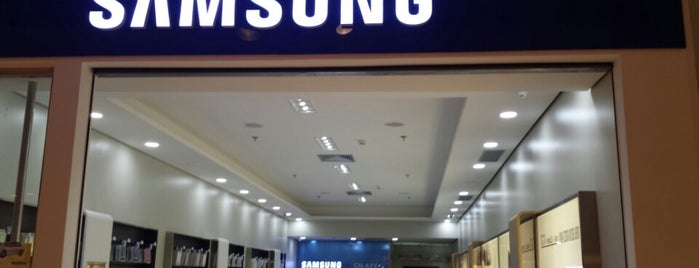Samsung Store is one of Como ficar pobre em Ctba.
