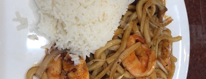 Jade Spoon (Asian Cuisine) is one of Locais salvos de Jennifer.