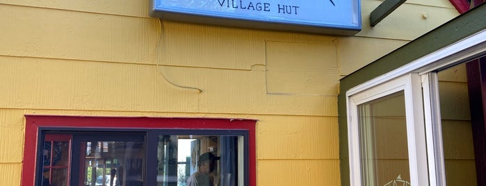 The Village Hut is one of PDX NOMS <3.