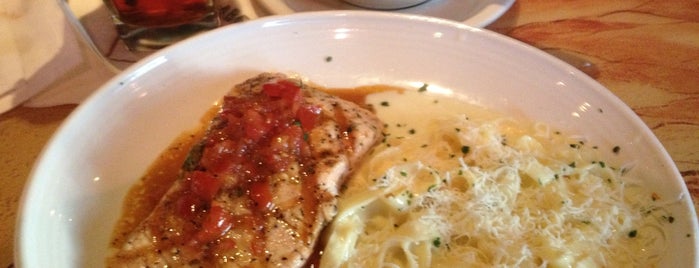 Carrabba's Italian Grill is one of Celesteさんの保存済みスポット.