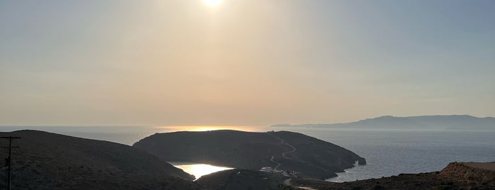 Cherronisos is one of Aux Îles vol II.