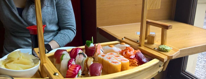Sushi sushi is one of Best sushi.