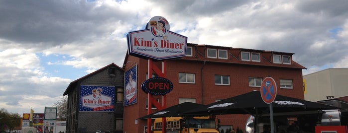 Kim's Diner is one of Lieblingsbars und Tipps.