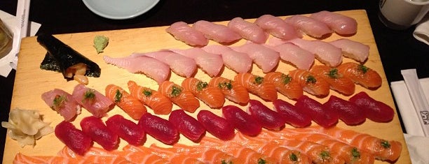 Sushi Ota is one of Tempat yang Disukai Xime.