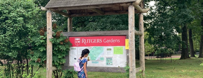 Rutgers Gardens is one of Faves.