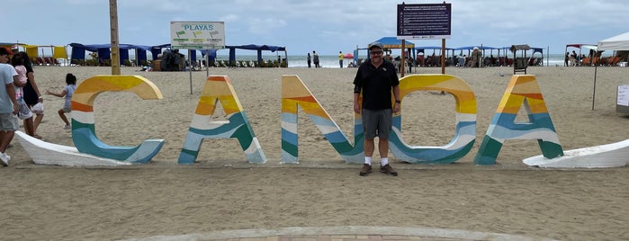 Playa de Canoa is one of Ecuador best spots.