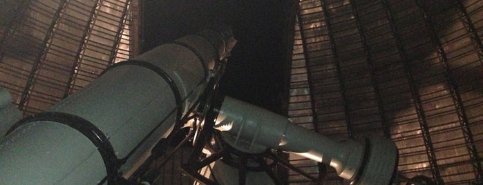Αστεροσκοπείο Πεντέλης is one of สถานที่ที่ Dimitra ถูกใจ.