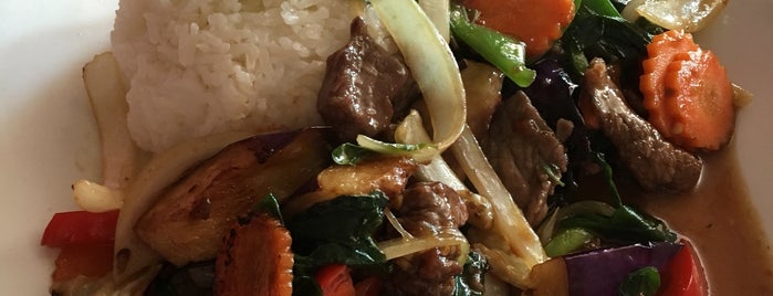 Tasty Thai is one of New Casa New Eats.