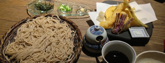 二月半そば蕎麥麵 is one of Taipei food.