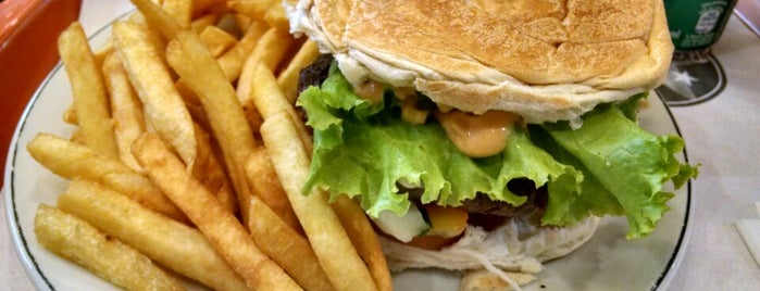 Rockabilly Burger is one of São Vicente.