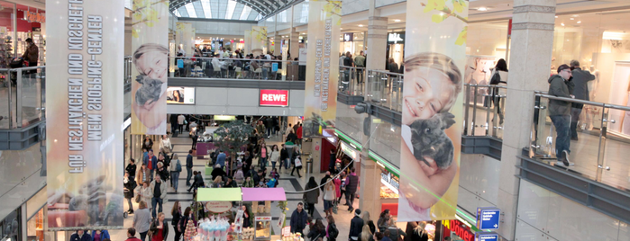 Isenburg-Zentrum is one of Top picks for Malls.