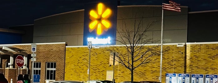 Walmart Supercenter is one of Chicago Places.