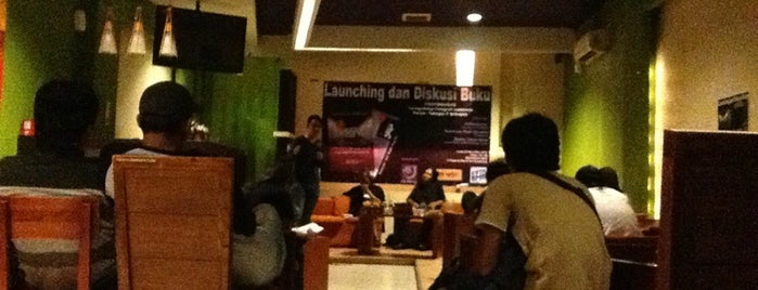 Deoholic is one of cafe.