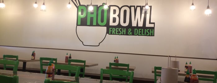 Pho Bowl is one of Lunch Far North Dallas.