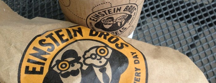 Einstein Bros Bagels is one of Benさんのお気に入りスポット.