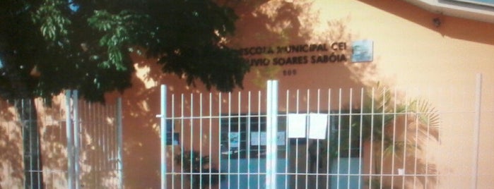 Escola Municipal CEI Olívio Soares Sabóia is one of Escolas Municipais de Curitiba.