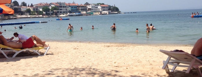 Ada Beach Club is one of İstanbul Kıyıcıkları 🤫.