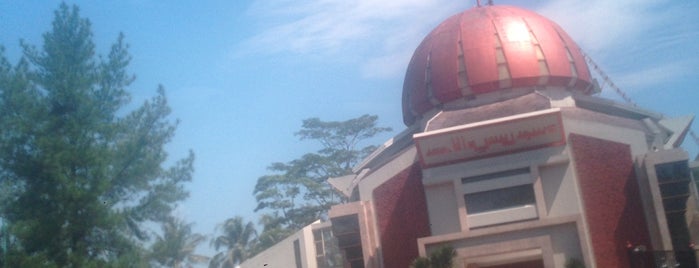 Masjid Roosniah Al-Ahmad BNR is one of 21.10 Masjid.