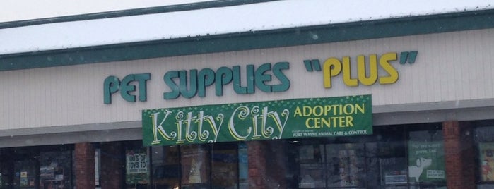 Pet Supplies Plus is one of Tempat yang Disukai AJ.