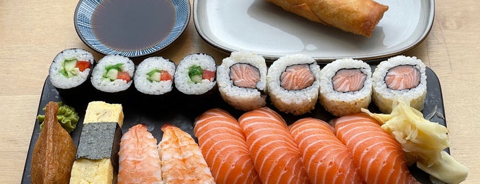 Zheng Sushi Bar is one of HelsinkiToDo.