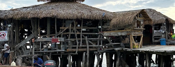 Pelican Bar is one of Nightlife 2 Bars Mixology.