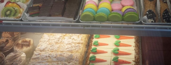 Chelsea Deli & Bakery is one of Lugares favoritos de natsumi.