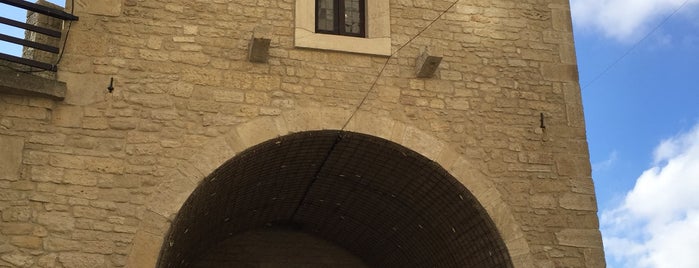 Porta San Francesco is one of Lugares favoritos de Carl.