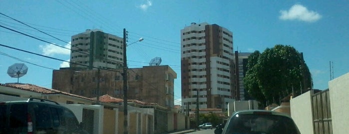 Pinheiro is one of Bairros de Maceió.