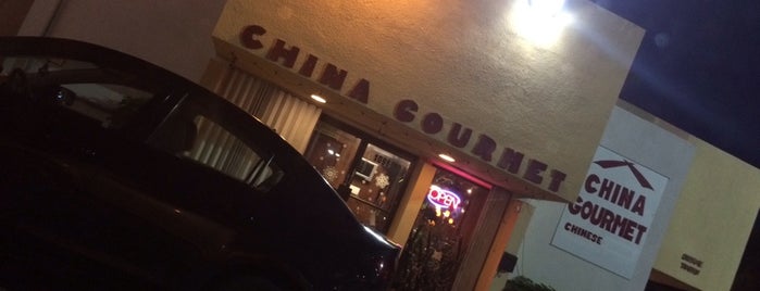 China Gourmet & Sushi Bar is one of Lugares guardados de Laura.