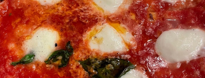Massimottavio is one of Time Out top 20 pizzerias.