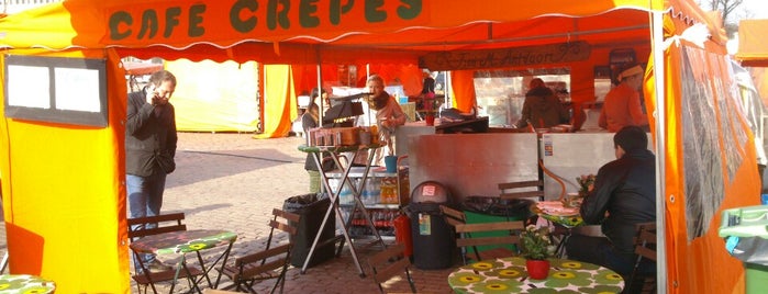 Café Crêpes is one of Lugares favoritos de BECKY.