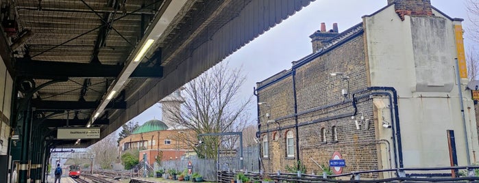 Willesden Green London Underground Station is one of Stations - LUL used.