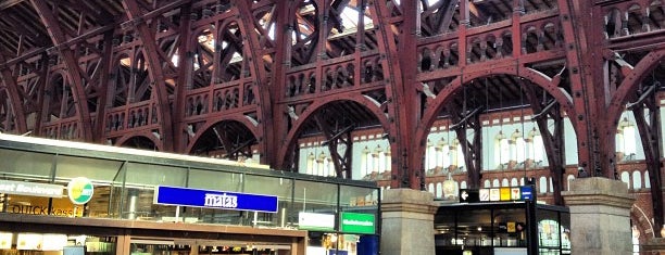 Copenhagen Central Station (ZGH) is one of CPH.