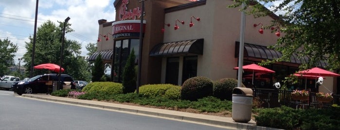 Chick-fil-A is one of Kelly'in Beğendiği Mekanlar.