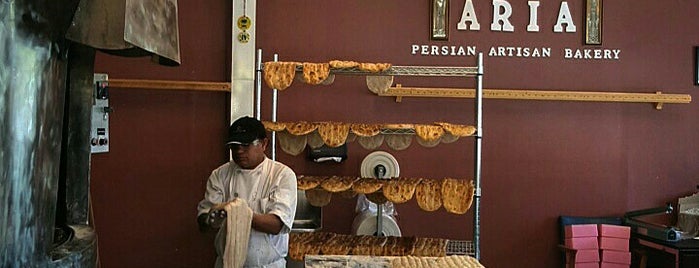 Aria Food & Bakery is one of Locais curtidos por Sonny.