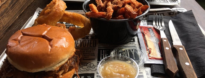 Red's True Barbecue is one of Pubs, Burgers, & BBQ in London.
