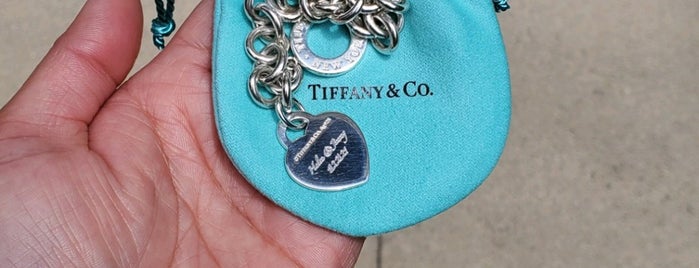 Tiffany & Co. is one of Treat Yo Self.