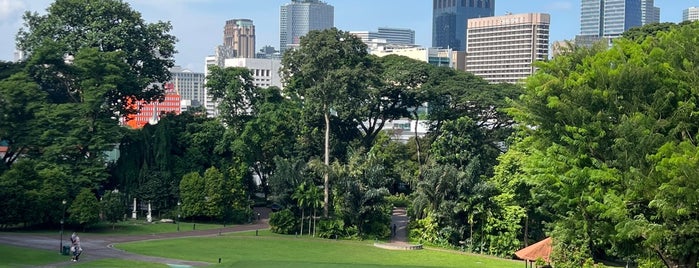 Fort Canning Green is one of Singapore: business while travelling (part 2).