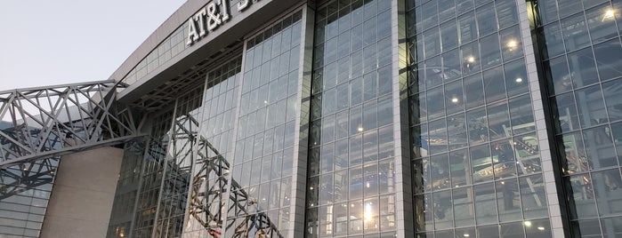 Lone Star Suites - Cowboys Stadium is one of Lugares favoritos de Rubén.