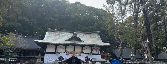 鬪雞神社 is one of 別表神社 西日本.