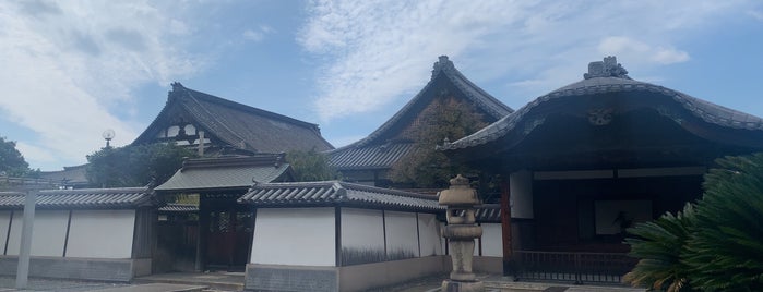 亀山御坊 本徳寺 is one of 青天を衝け紀行.
