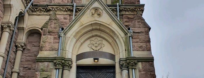 Battell Chapel is one of New Haven.