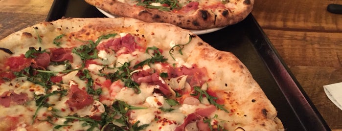 Punch Neapolitan Pizza is one of Chee Yi’s Liked Places.