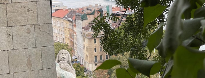 Szent Gellért-szobor is one of BP.